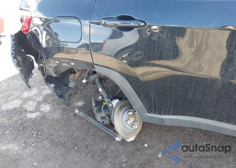 2019 Jeep Compass Latitude 4X4 from USA, damaged, VIN 3C4NJDBB8KT792610